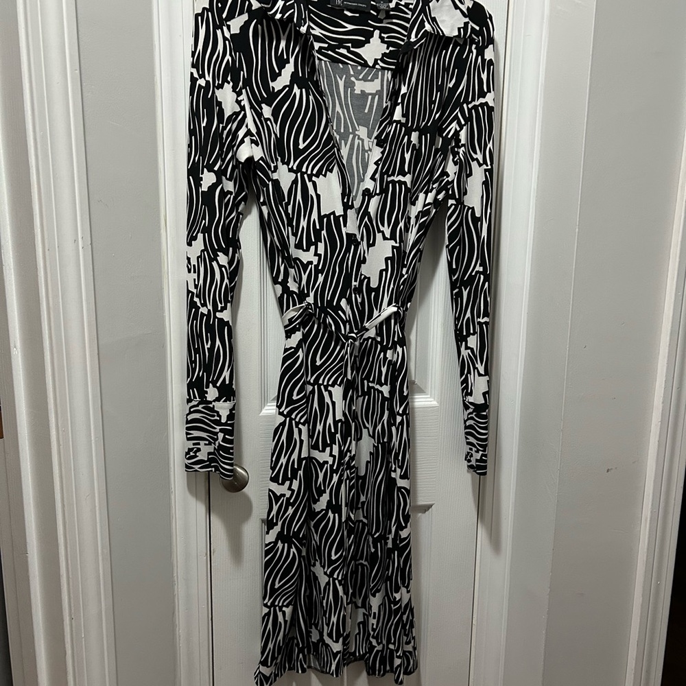 INC International Concepts Black and White Long Sleeve Wrap Dress